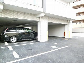 Parking lot