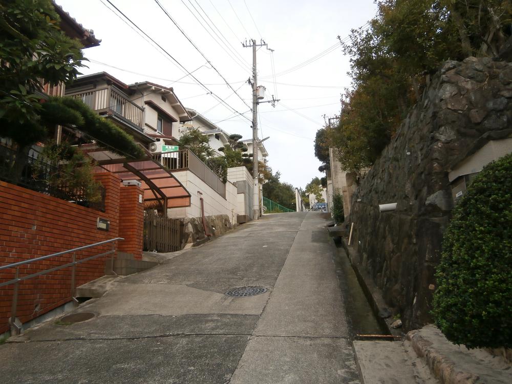 Local photos, including front road. Local (11 May 2013) Shooting