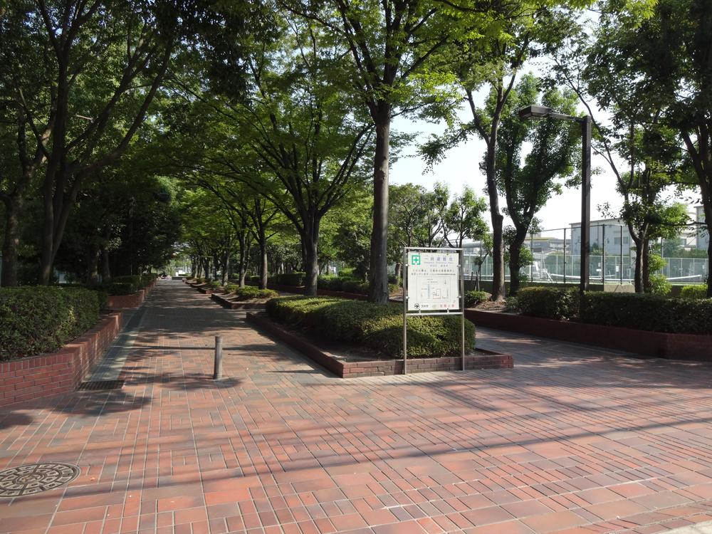 park. 210m until Wakazono park