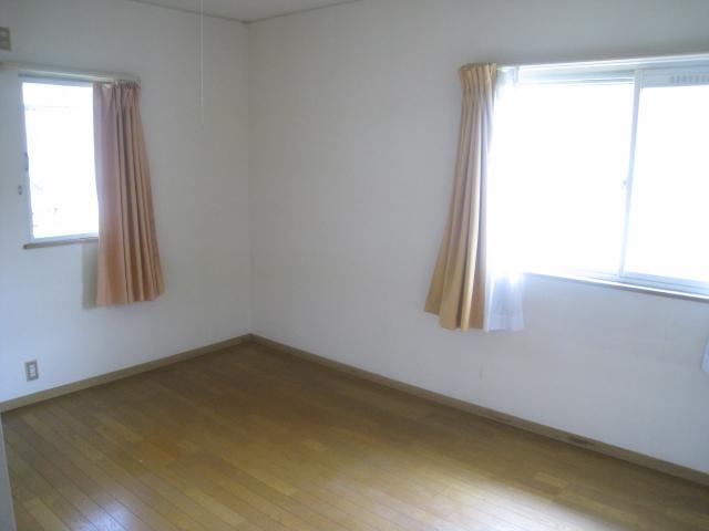 Non-living room. Local (August 2013) Shooting