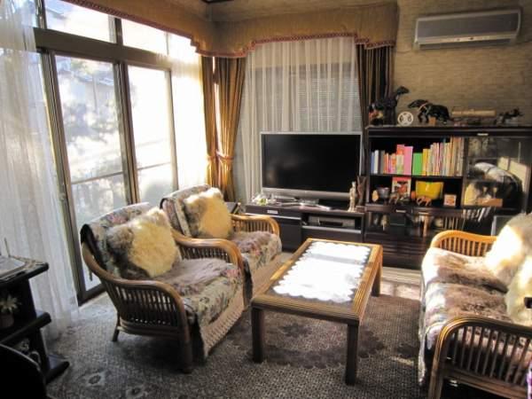 Non-living room. First floor Western-style about 9.0 Pledge