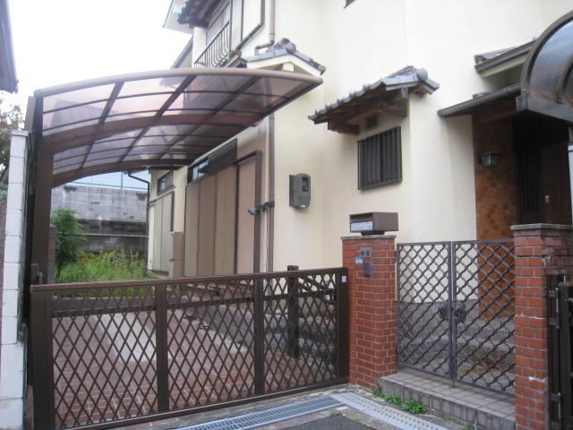 Local appearance photo. Indoor (10 May 2013) Shooting