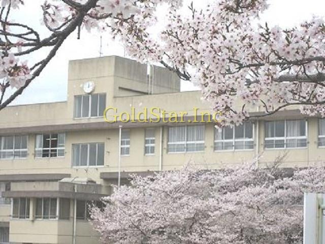 Primary school. Ibaraki Municipal Nishigawara to elementary school 774m