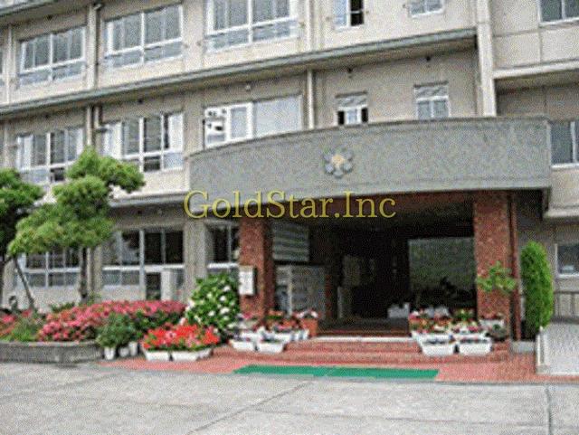 Junior high school. Ibaraki 832m to stand Ota junior high school