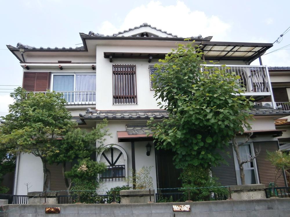 Local appearance photo