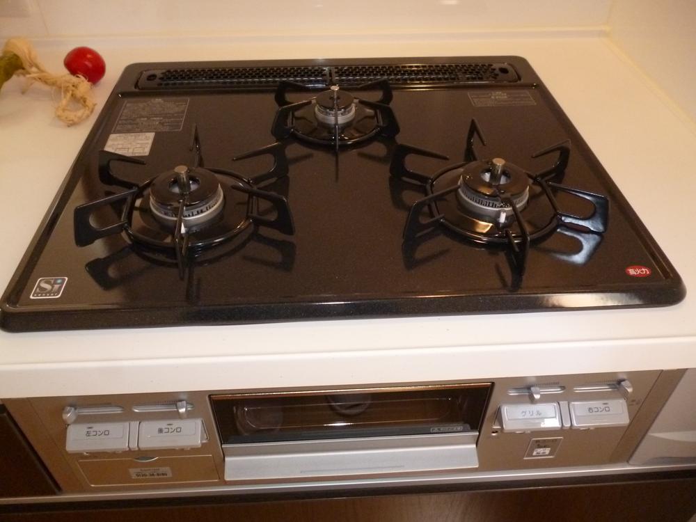 Other. 3-neck gas stove