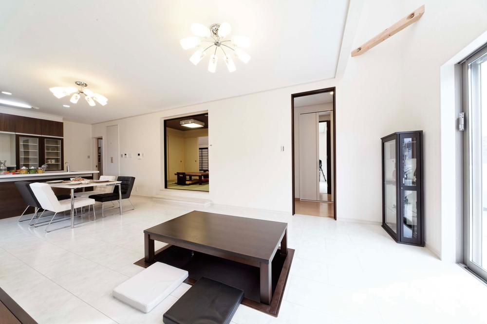 Other. Dining was installed our construction example workspace, High ceilings, Bright and airy and comfortable space.