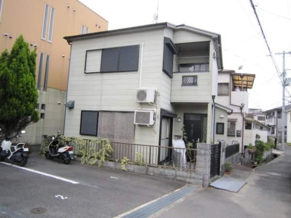 Local appearance photo. July 1996 architecture