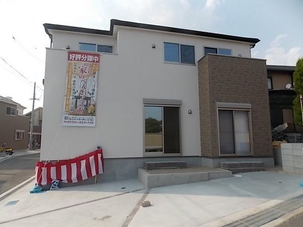 Same specifications photos (appearance). Easy parking in front of the road spacious ☆