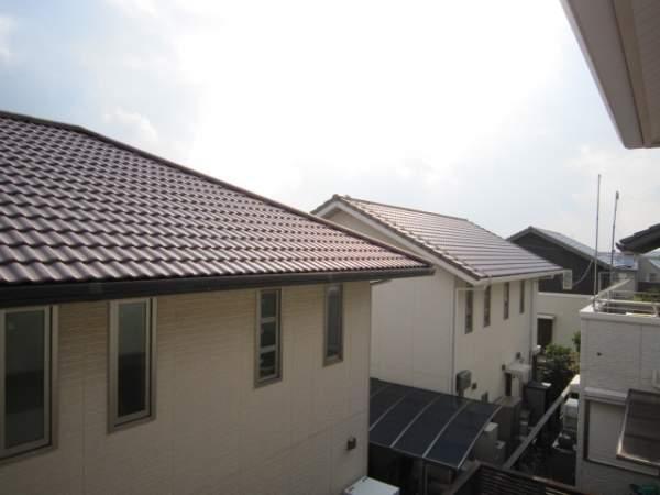 View photos from the dwelling unit. Is the view from the second floor.