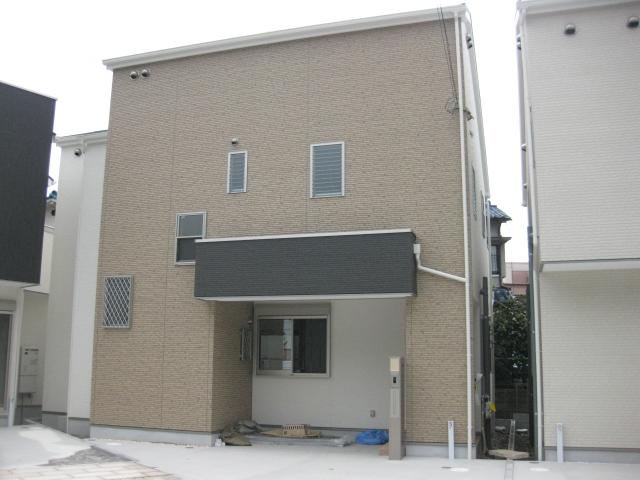 Local appearance photo. D No. land appearance