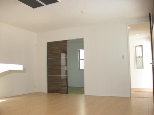 Living. LDK17.2 Pledge