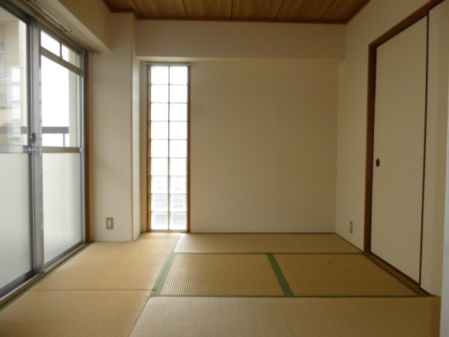 Other room space