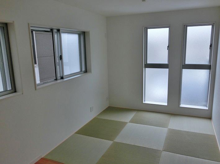 Other introspection. 2F tatami corner