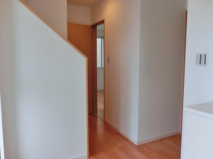 Entrance. Local (11 May 2013) Shooting