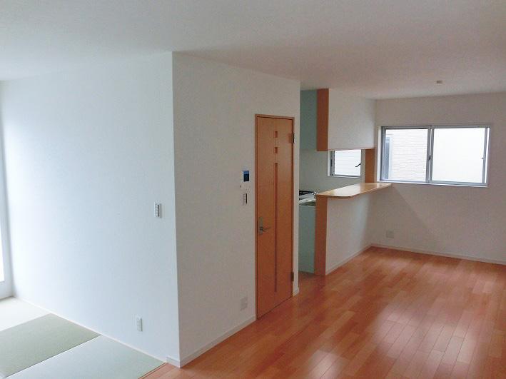 Living. Daylighting ・ Ventilation is good!