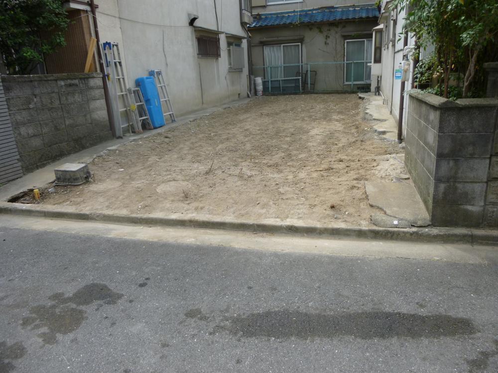 Local appearance photo. Local (11 May 2013) Shooting