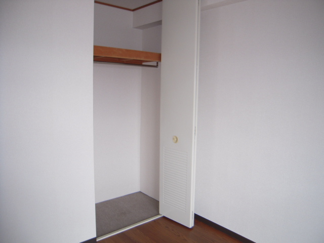 Receipt. Western-style housing