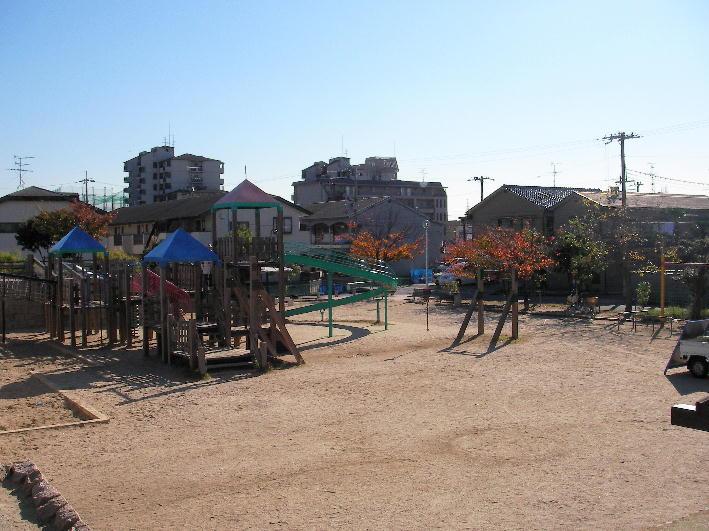 park. 581m until Kuwata park