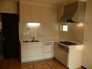 Kitchen. 2013 November shooting