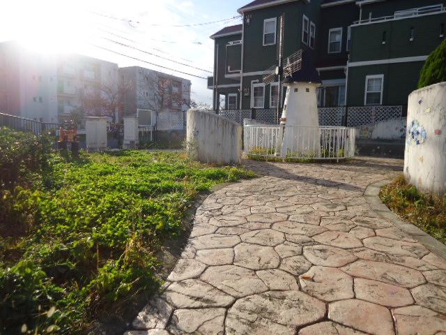 Sale already cityscape photo