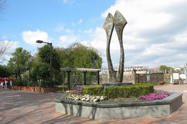 "Wakazono park" (6-minute walk, About 443m)