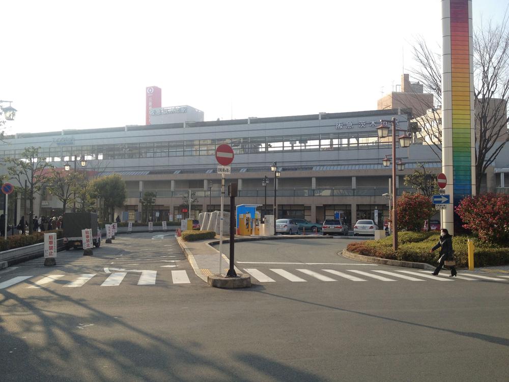 station. Hankyu Kyoto Line 2729m to "Ibaraki" station