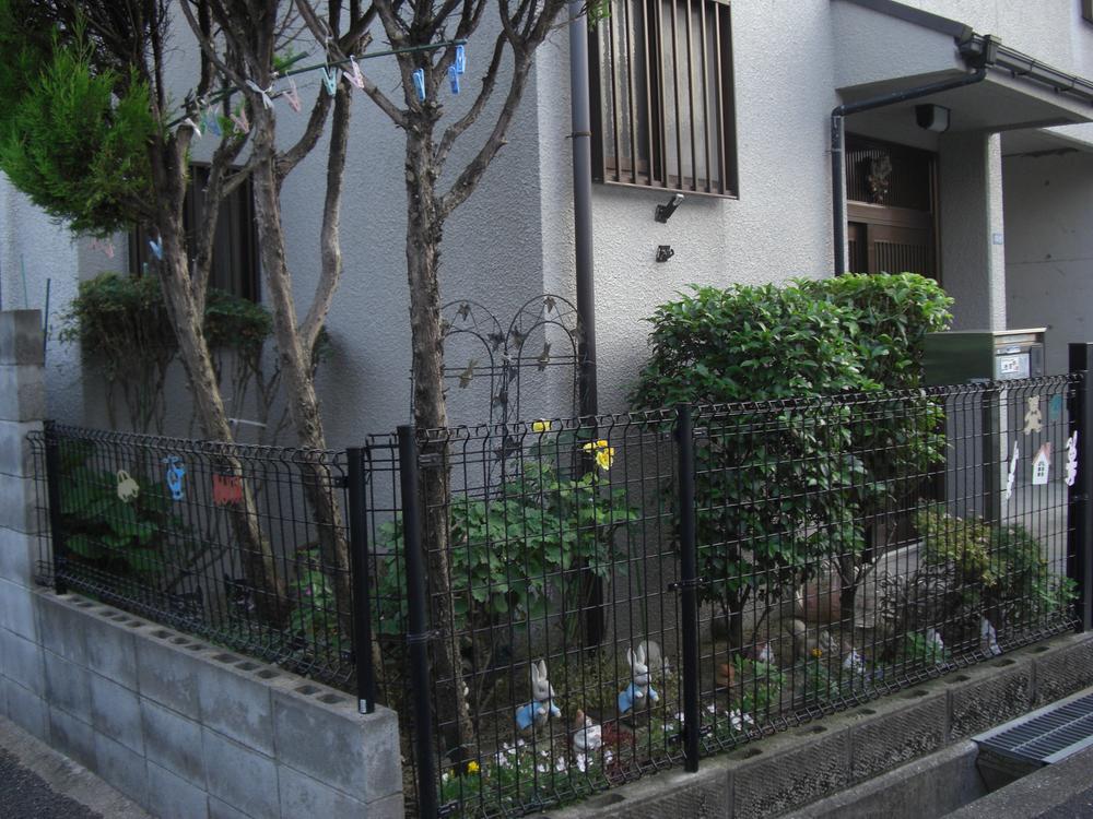 Same specifications photos (appearance). Entrance before