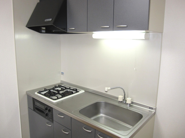 Kitchen. System kitchen ・ With grill!