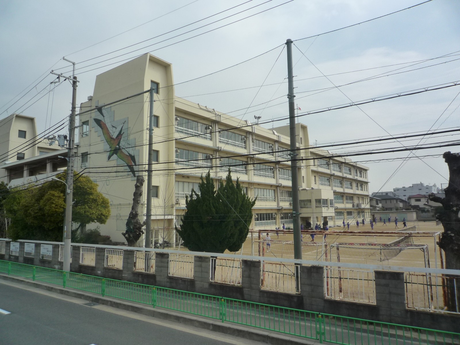 Junior high school. Ibaraki Municipal Tenno junior high school (junior high school) up to 1007m
