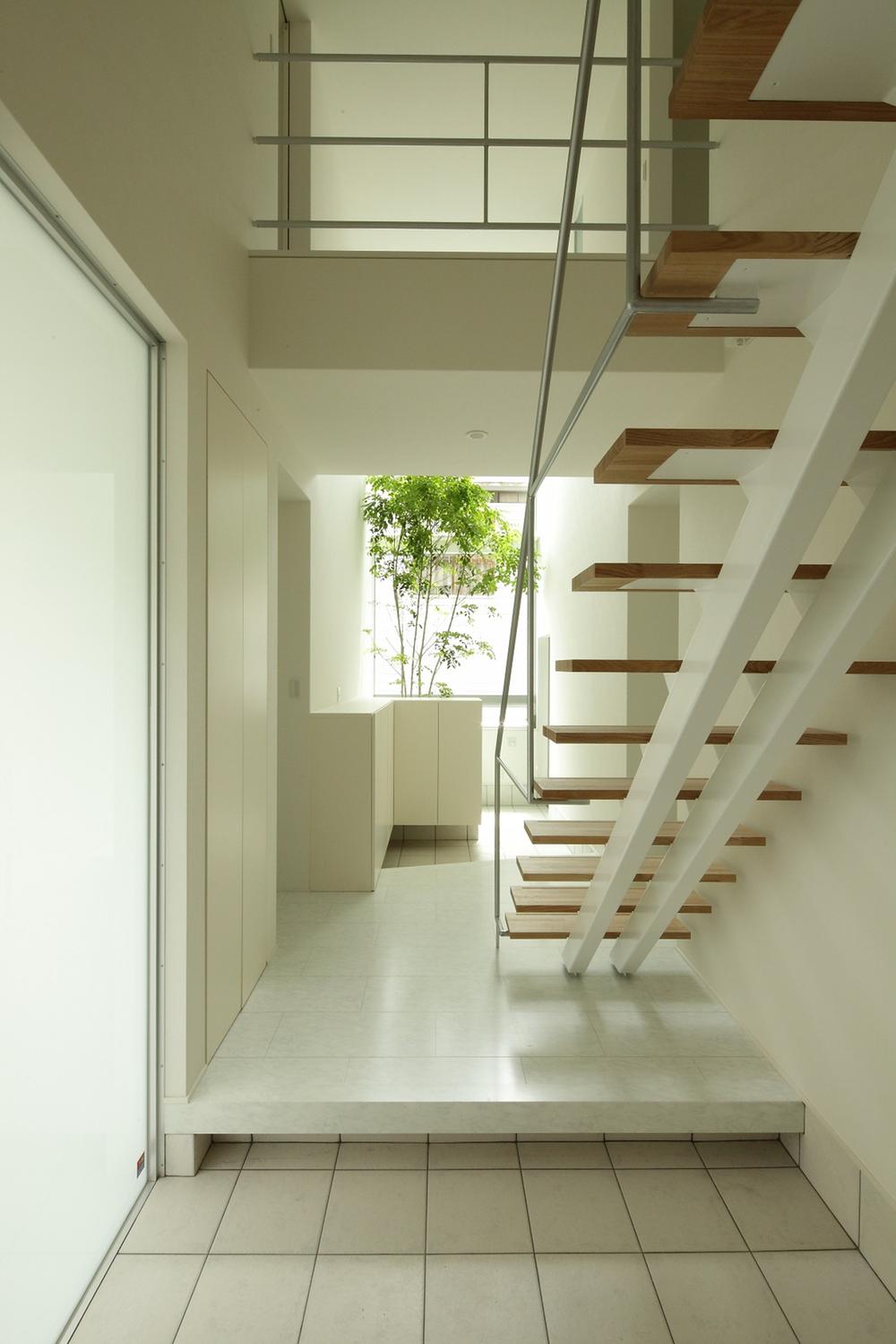 Building plan example (introspection photo). Skeleton stairs image