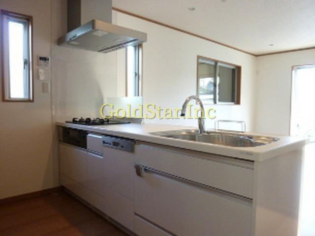 Same specifications photo (kitchen). The company construction cases
