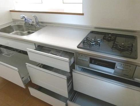 Kitchen. Same specifications