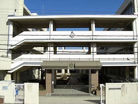 Junior high school. Ibaraki Municipal Tenno about until junior high school 540m