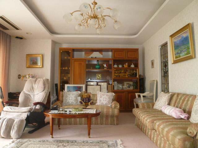 Living. Room (August 2012) shooting