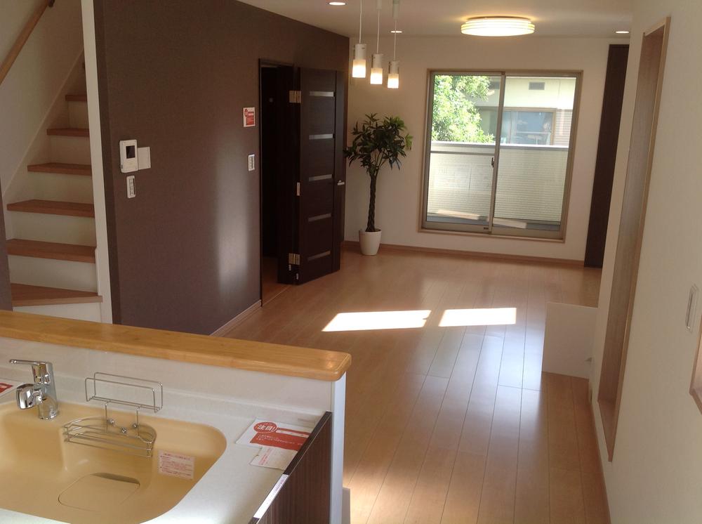 Living. Indoor (September 2012) shooting