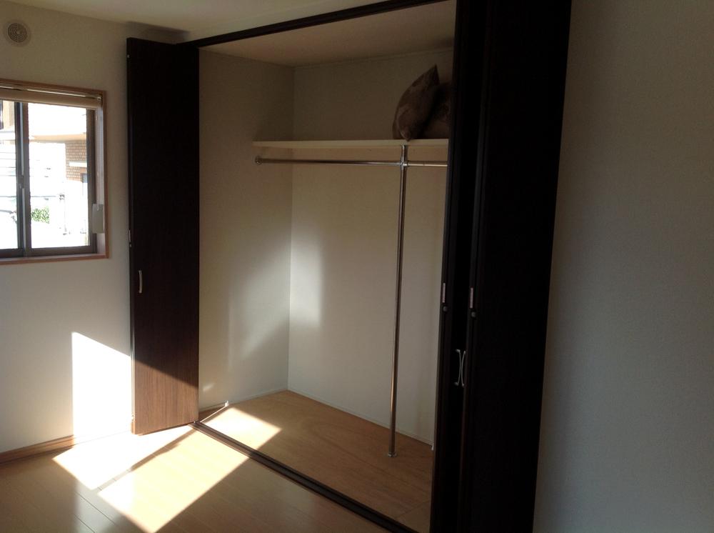 Receipt. Indoor (September 2012) shooting