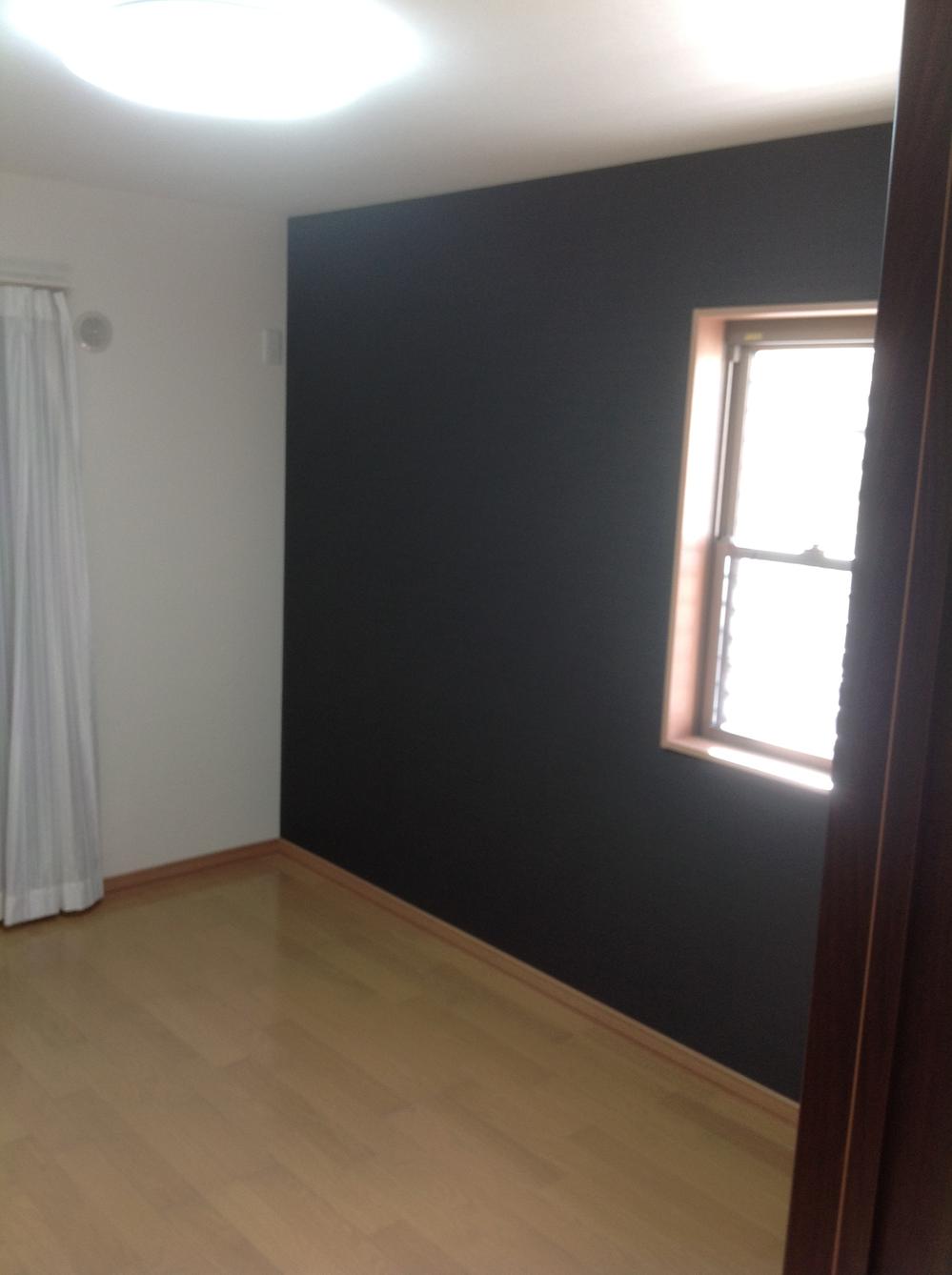 Non-living room. Indoor (September 2012) shooting