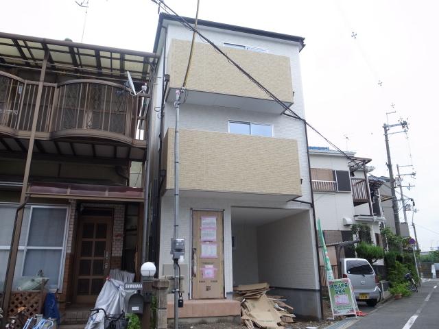 Local appearance photo. Local (August 2013) Shooting