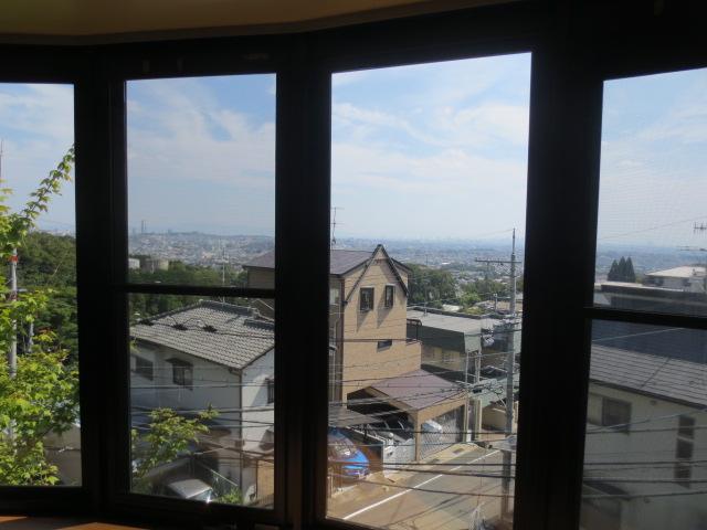 View photos from the dwelling unit