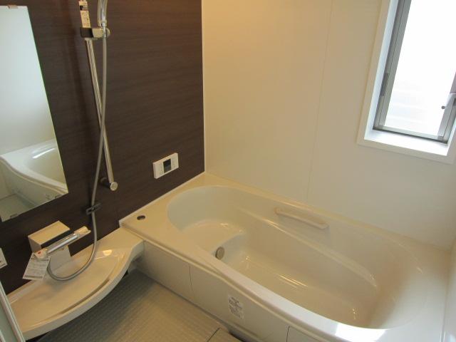 Bathroom. 12 Building Bathroom (11 May 2013) Shooting