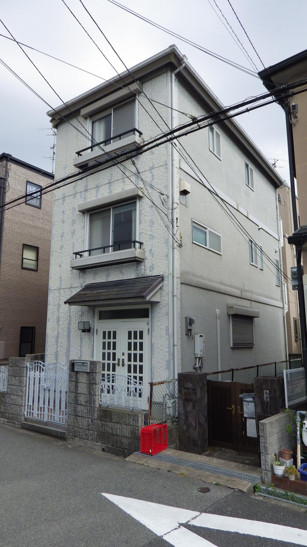 Local appearance photo. Local (September 2013) Shooting