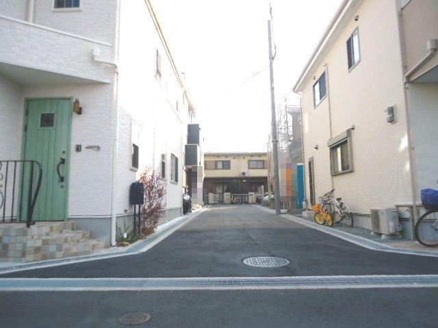 Local photos, including front road. Road would also be beautiful freshly paved