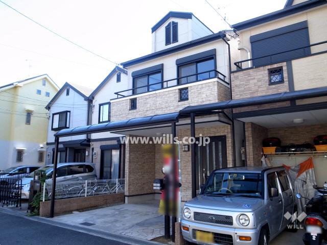 Local appearance photo. Local (11 May 2013) Shooting