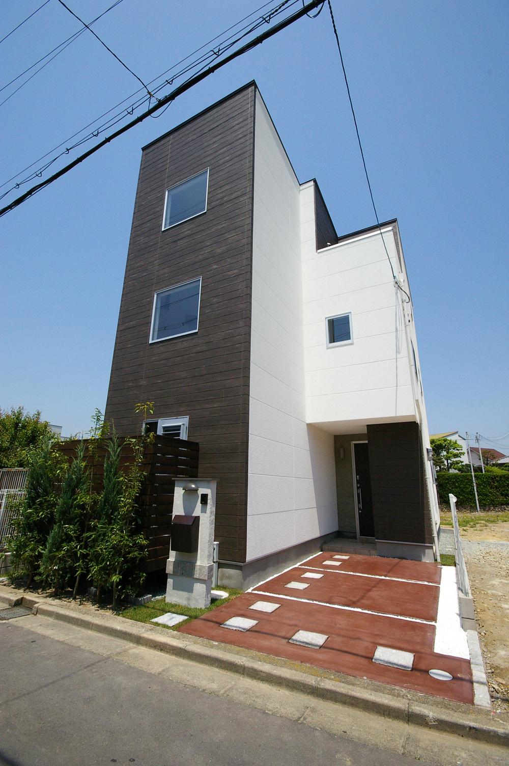 Local appearance photo