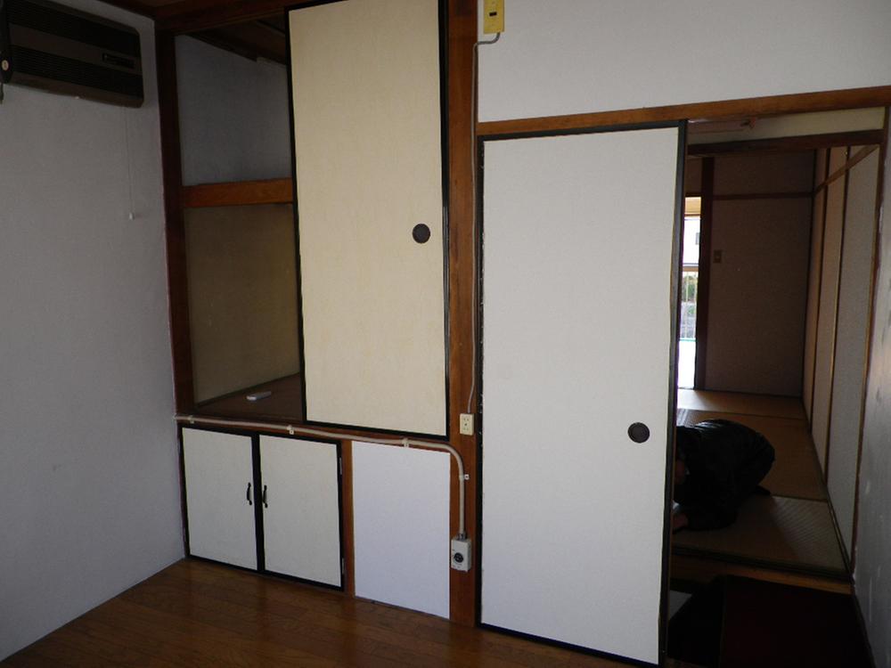 Receipt. Indoor (April 2012) shooting