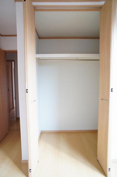 Receipt. all rooms, There storage.