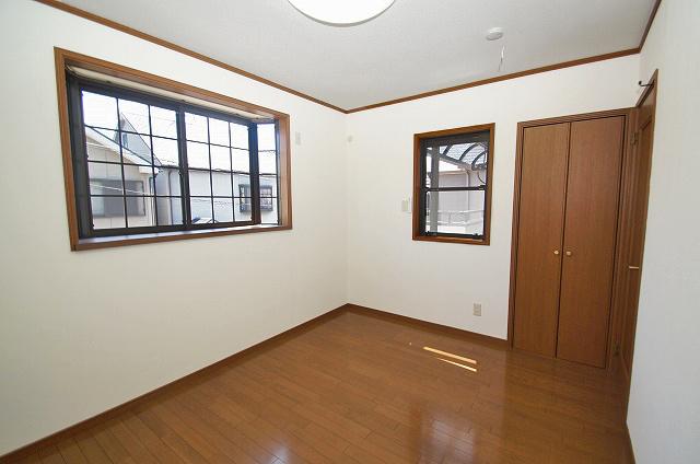 Non-living room. 2 Kaiyoshitsu