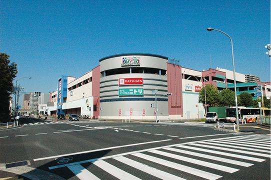 Shopping centre. 1330m until the com box Komyoike