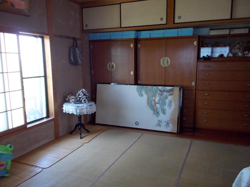 Non-living room. Japanese style room